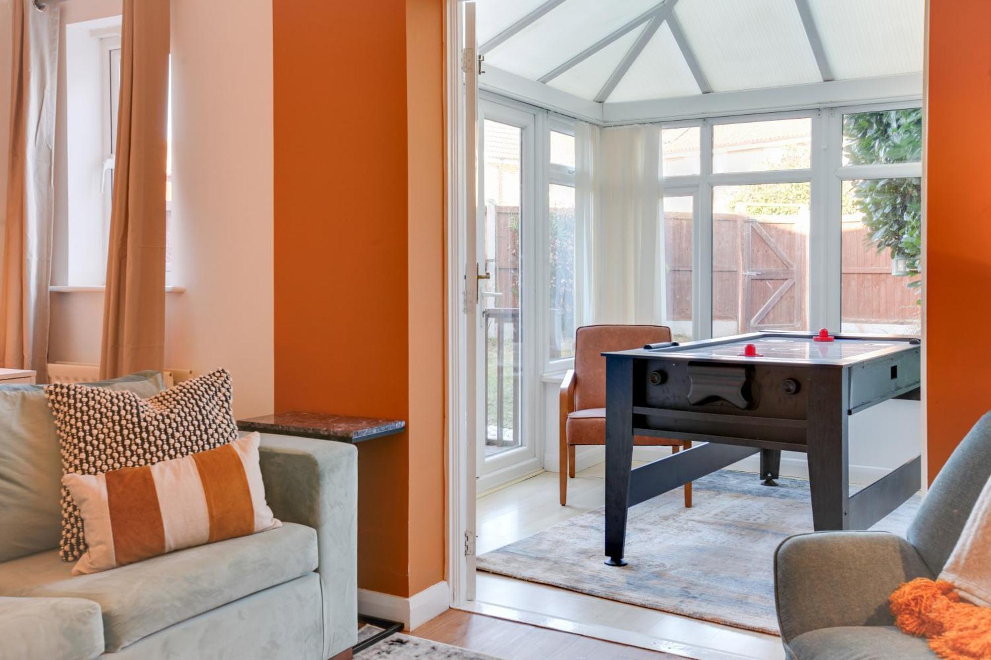 Cosy Two Bedroom House - Chelmsford - Free Parking And Wifi Εξωτερικό φωτογραφία