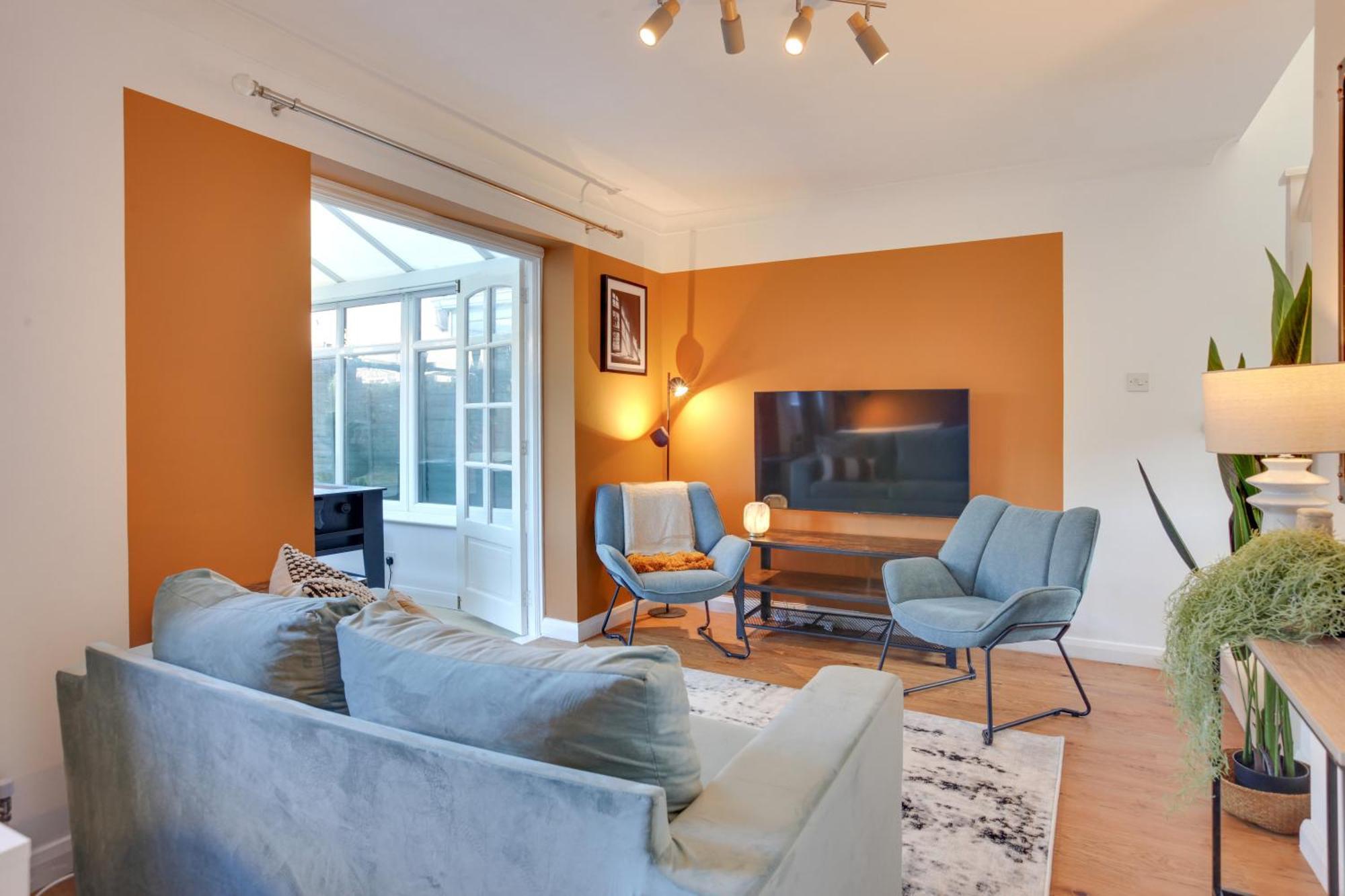 Cosy Two Bedroom House - Chelmsford - Free Parking And Wifi Εξωτερικό φωτογραφία