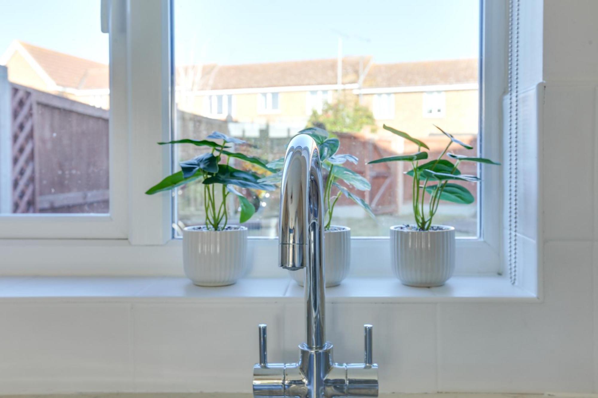 Cosy Two Bedroom House - Chelmsford - Free Parking And Wifi Εξωτερικό φωτογραφία