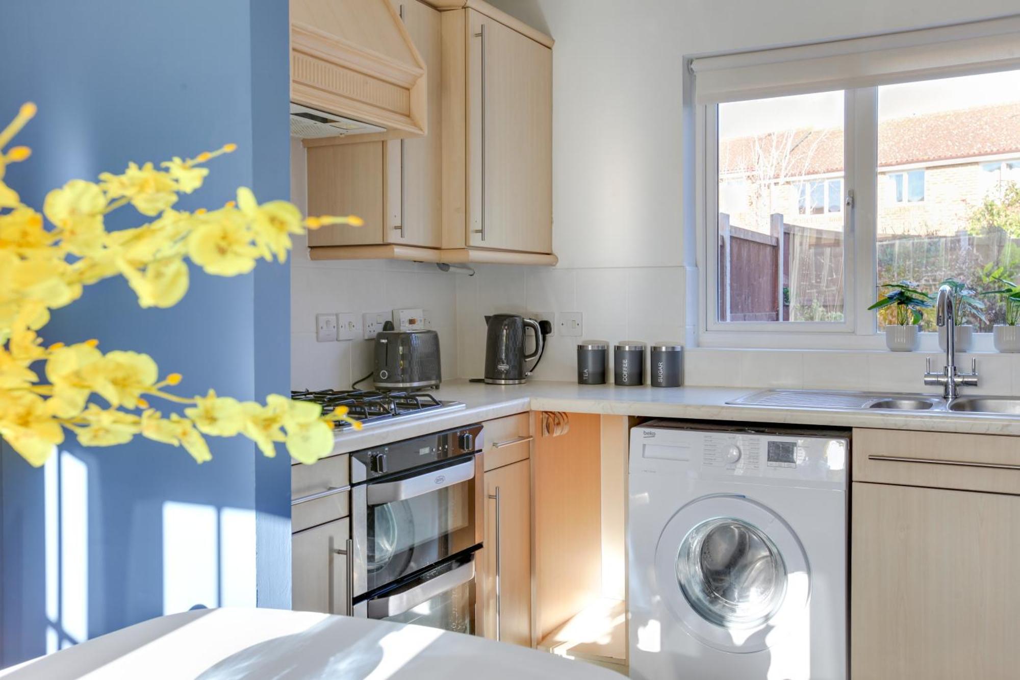Cosy Two Bedroom House - Chelmsford - Free Parking And Wifi Εξωτερικό φωτογραφία