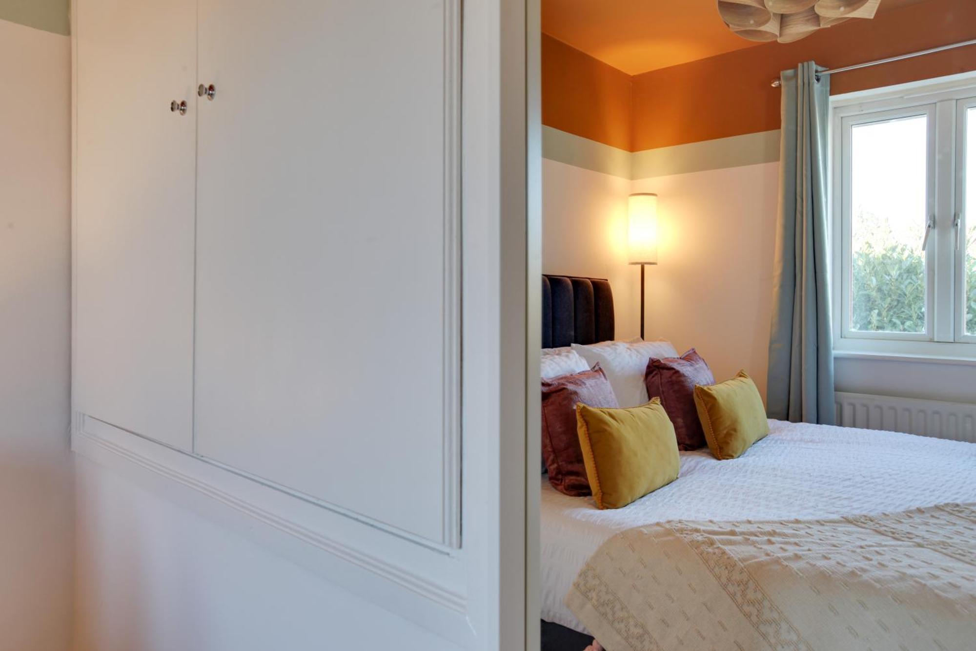 Cosy Two Bedroom House - Chelmsford - Free Parking And Wifi Εξωτερικό φωτογραφία